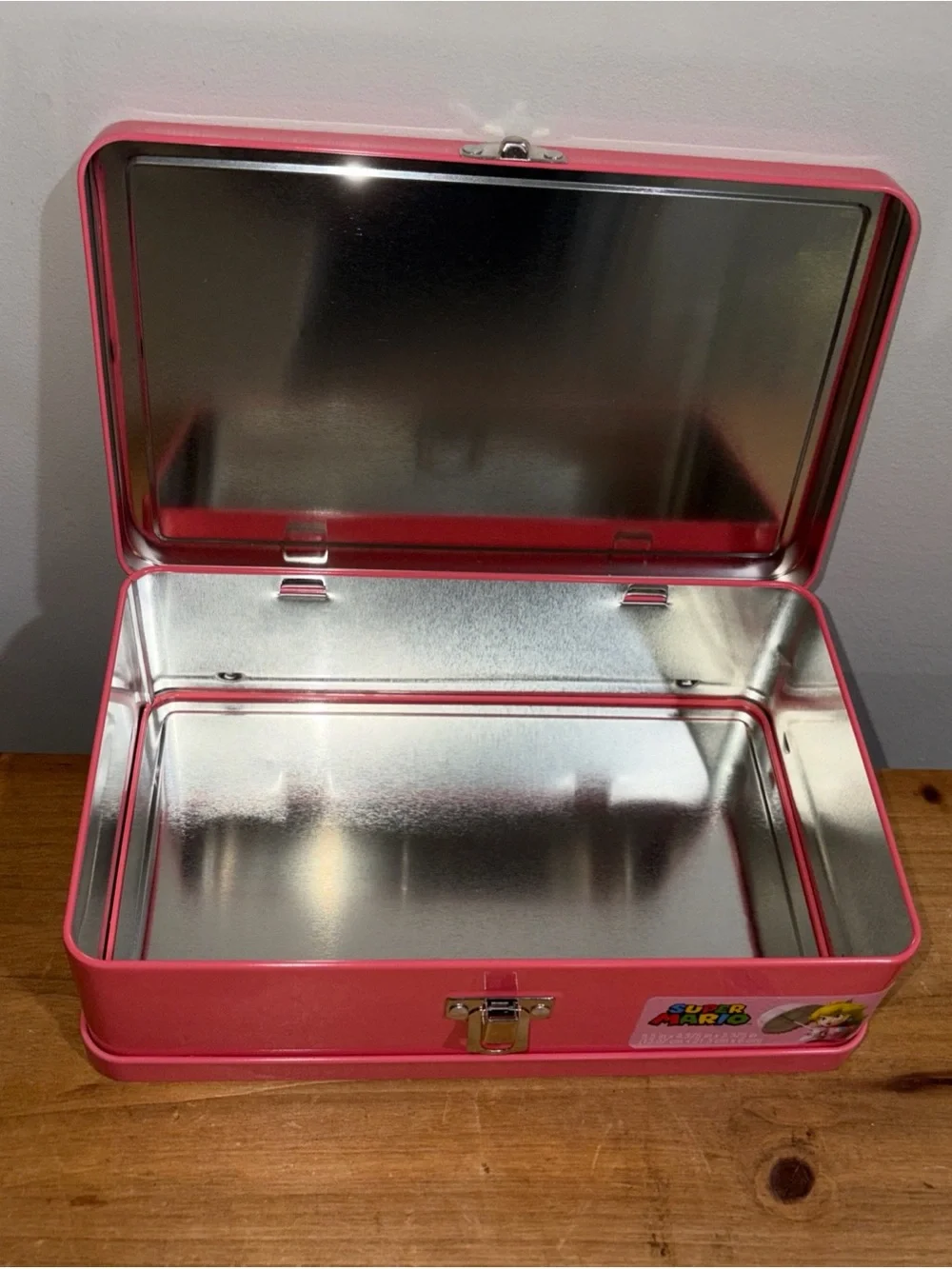 Nintendo durable pink